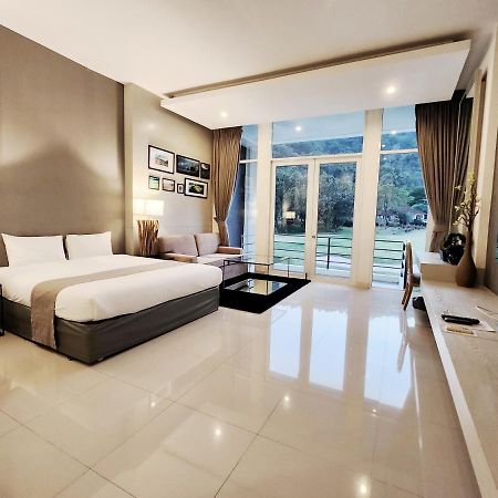 Hotel The Midst@ Royal Hills Nakornayok à Nakhon Nayok Extérieur photo